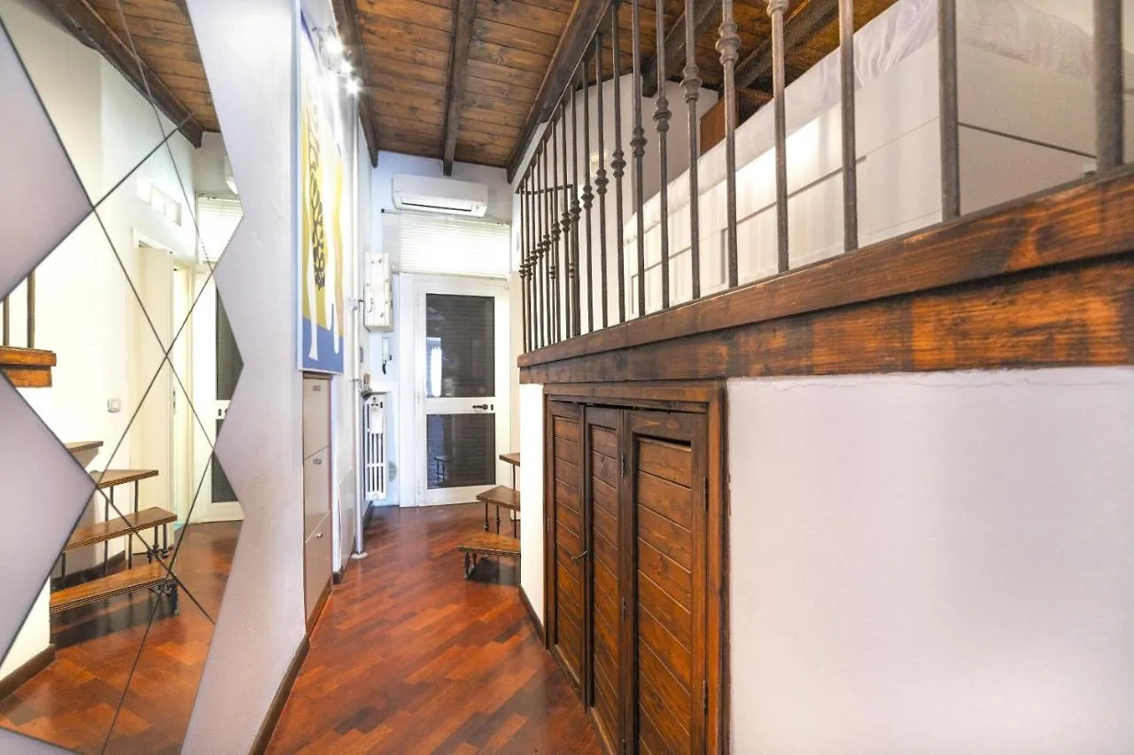 Porta Romana & Bocconi Cosy Apartment Milan 0*,  Italy