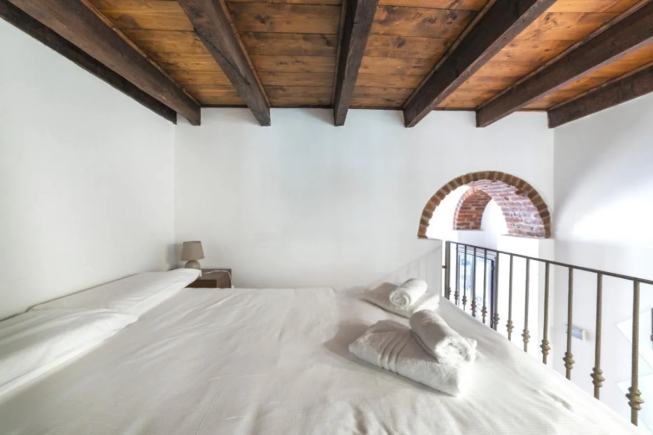 Porta Romana & Bocconi Cosy Apartment Milan
